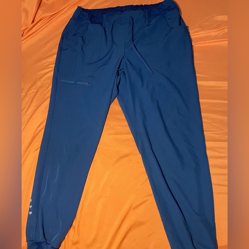 Scrub Set - Picture 2 of 5